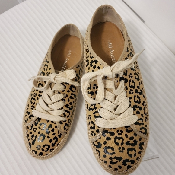 EMU Australia Agonis Leopard Print Sneaker Flats, Size 9, Laceup Ret. $80 - Picture 9 of 11